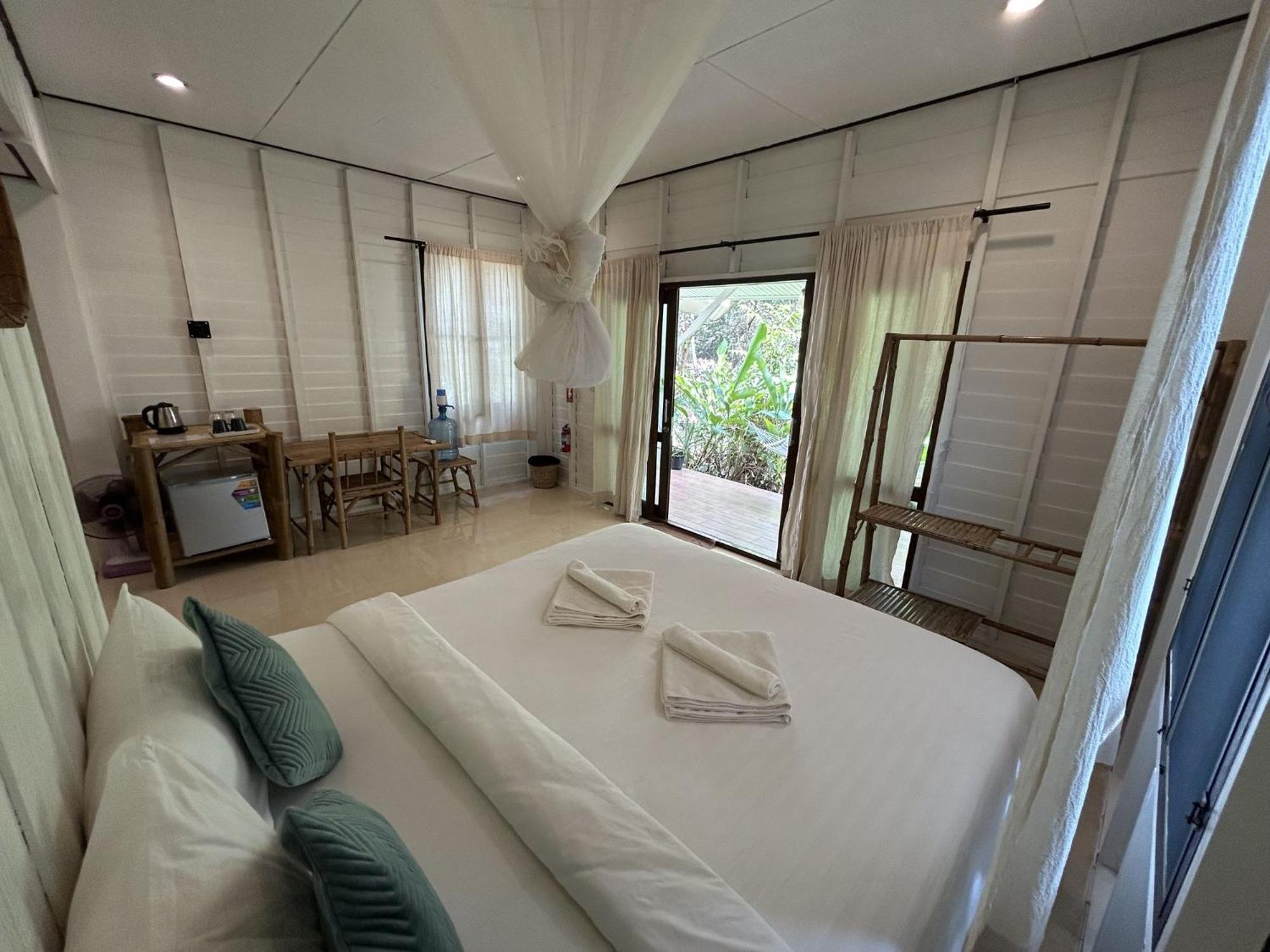 The River Retreat Koh Mak Eksteriør bilde